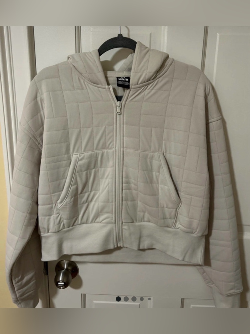 Under Armour Quilted Cropped Hooded Zip Jacket